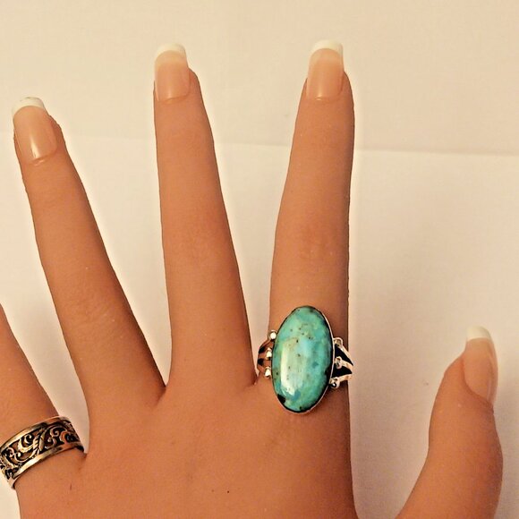 Turquoise Sterling Silver Ring Women's sz 9 (1566) - Picture 4 of 6